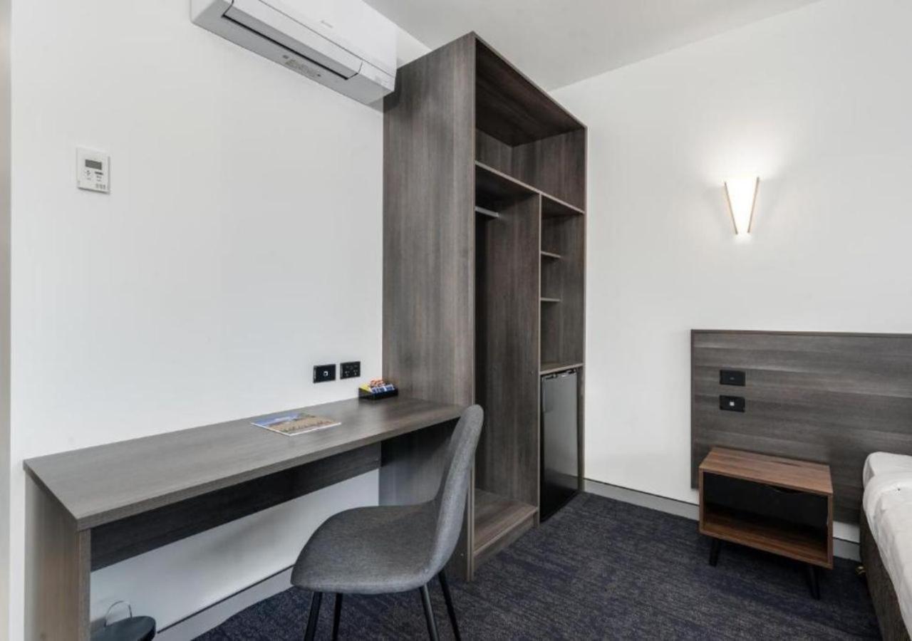 מאטילנד Thornton Executive Hotel מראה חיצוני תמונה